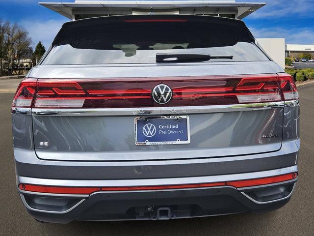 Photo of 2024 Platinum Gray Metallic Volkswagen Atlas Cross Sport