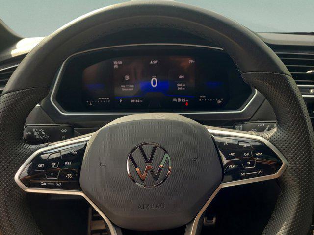 Photo of 2023 Opal White Pearl Volkswagen Tiguan