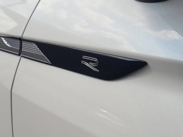 Photo of 2023 Opal White Pearl Volkswagen Tiguan
