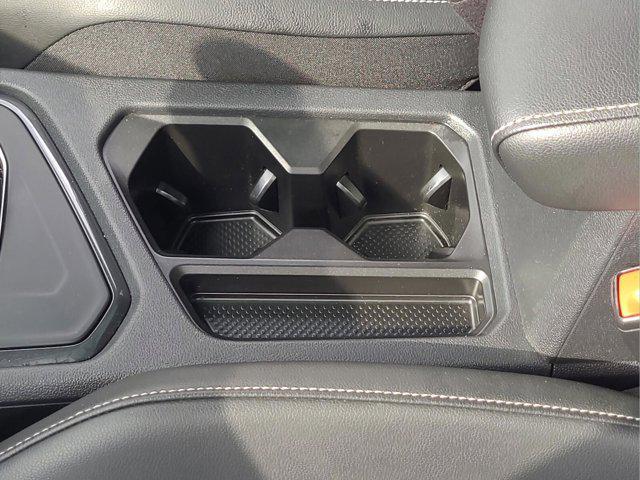 Photo of 2023 Opal White Pearl Volkswagen Tiguan