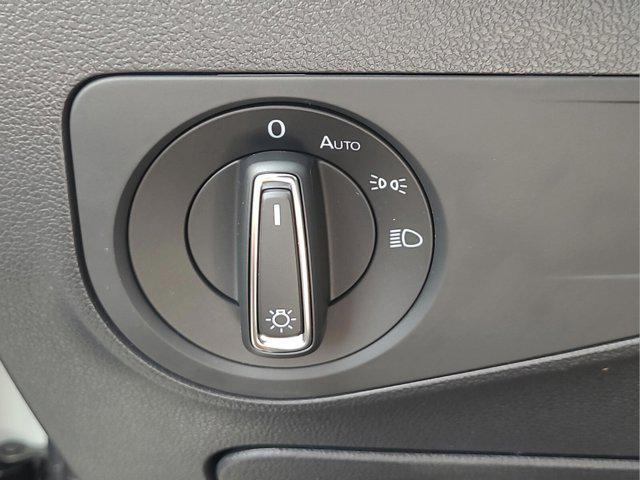 Photo of 2023 Opal White Pearl Volkswagen Tiguan