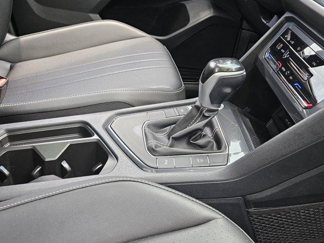 Photo of 2023 Opal White Pearl Volkswagen Tiguan