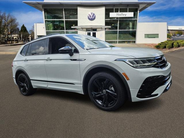 Photo of 2023 Opal White Pearl Volkswagen Tiguan