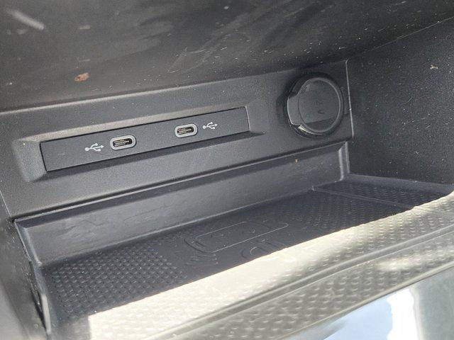 Photo of 2023 Opal White Pearl Volkswagen Tiguan