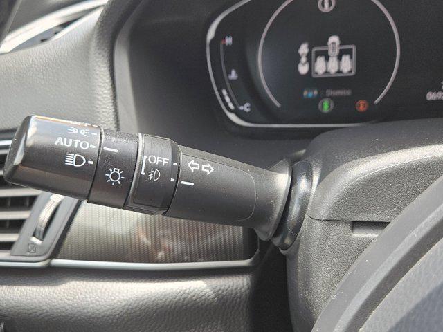 Photo of 2021 Still Night Pearl Honda Accord