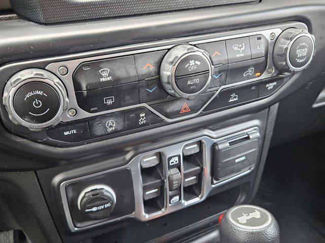 Photo of 2021 Hydro Blue Pearlcoat Jeep Wrangler Unlimited
