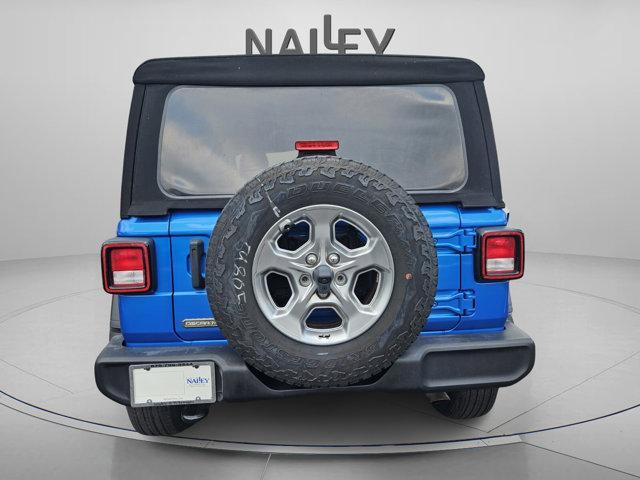 Photo of 2021 Hydro Blue Pearlcoat Jeep Wrangler Unlimited