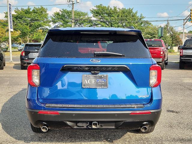 Photo of 2022 ATLAS BLUE METALLIC Ford Explorer