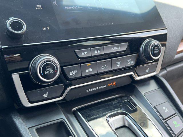 Photo of 2022 Sonic Gray Pearl Honda CR-V