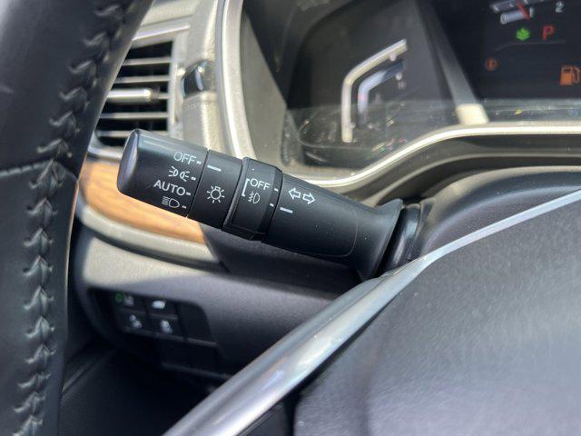 Photo of 2022 Sonic Gray Pearl Honda CR-V