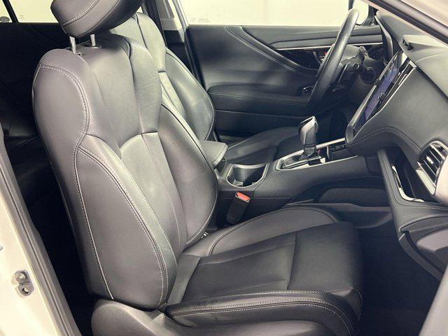 Photo of 2022 Crystal White Pearl Subaru Outback