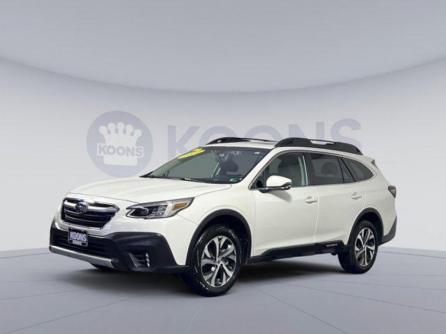 Photo of 2022 Crystal White Pearl Subaru Outback