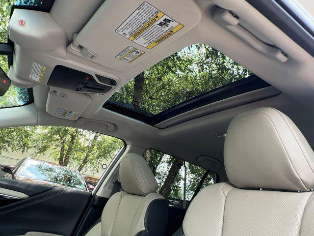 Photo of 2022 Crystal White Pearl Subaru Outback