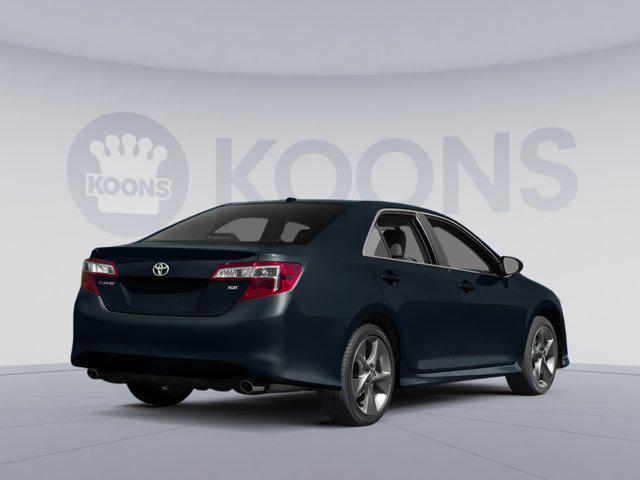 Photo of 2014 Cosmic Gray Mica Toyota Camry