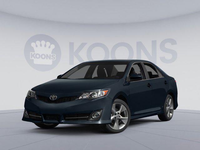 Photo of 2014 Cosmic Gray Mica Toyota Camry