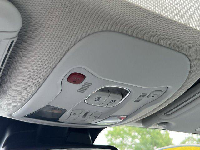 Photo of 2022 Slate Blue Pearlcoat Jeep Renegade