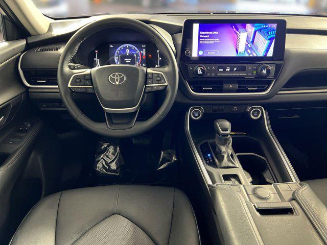 Photo of 2024 Storm Cloud Toyota Grand Highlander