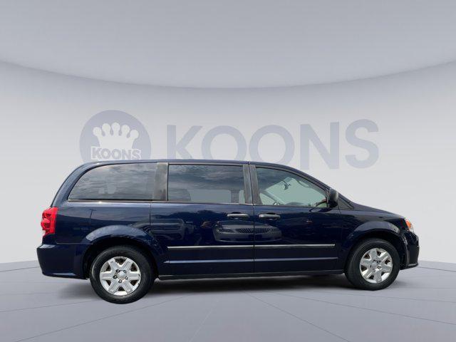 Photo of 2013 True Blue Pearlcoat Dodge Grand Caravan