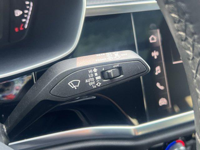 Photo of 2023 Blue Audi Q3