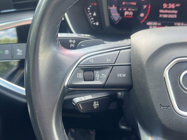 Photo of 2023 Blue Audi Q3