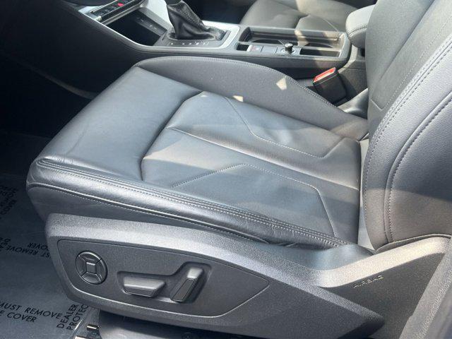 Photo of 2023 Blue Audi Q3