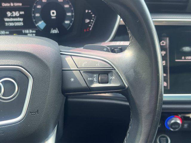 Photo of 2023 Blue Audi Q3