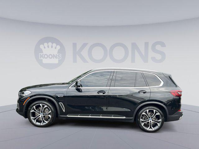 Photo of 2022 Black Sapphire Metallic BMW X5 PHEV
