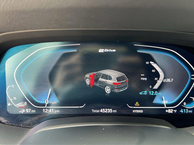 Photo of 2022 Black Sapphire Metallic BMW X5 PHEV