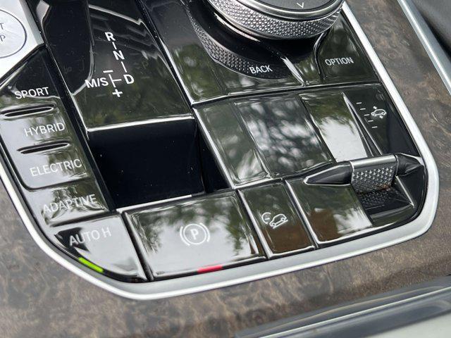 Photo of 2022 Black Sapphire Metallic BMW X5 PHEV