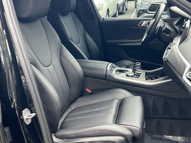 Photo of 2022 Black Sapphire Metallic BMW X5 PHEV