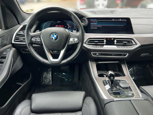 Photo of 2022 Black Sapphire Metallic BMW X5 PHEV