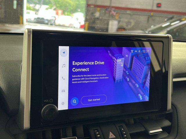 Photo of 2023 Silver Sky Metallic Toyota RAV4 Hybrid