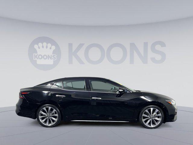 Photo of 2022 Super Black Nissan Maxima