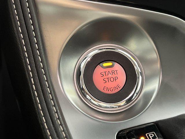 Photo of 2022 Super Black Nissan Maxima