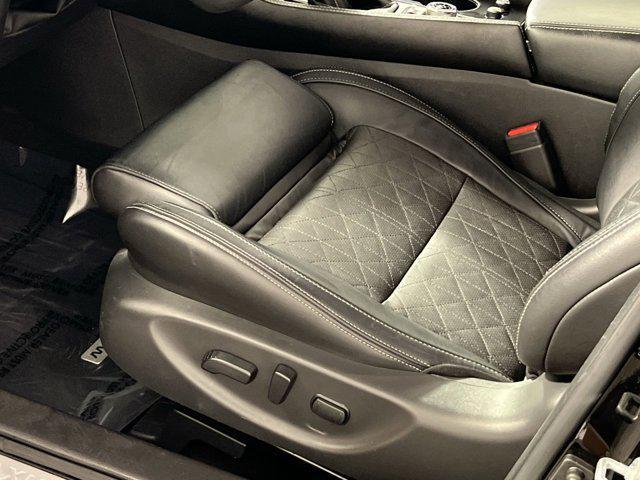 Photo of 2022 Super Black Nissan Maxima