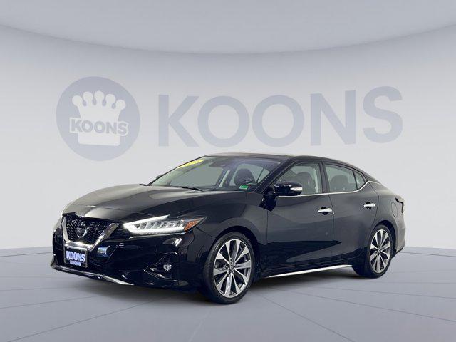 Photo of 2022 Super Black Nissan Maxima