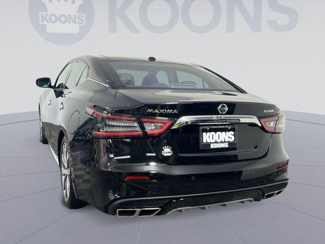 Photo of 2022 Super Black Nissan Maxima