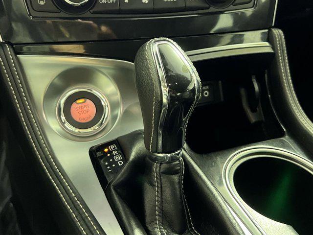 Photo of 2022 Super Black Nissan Maxima