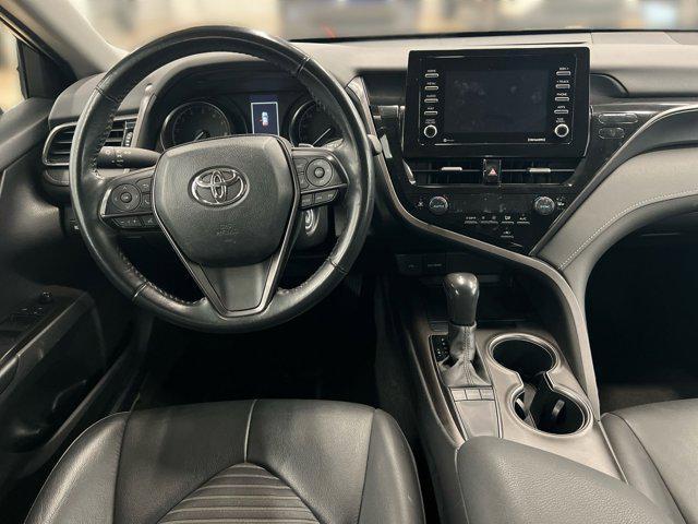 Photo of 2023 Midnight Black Metallic Toyota Camry
