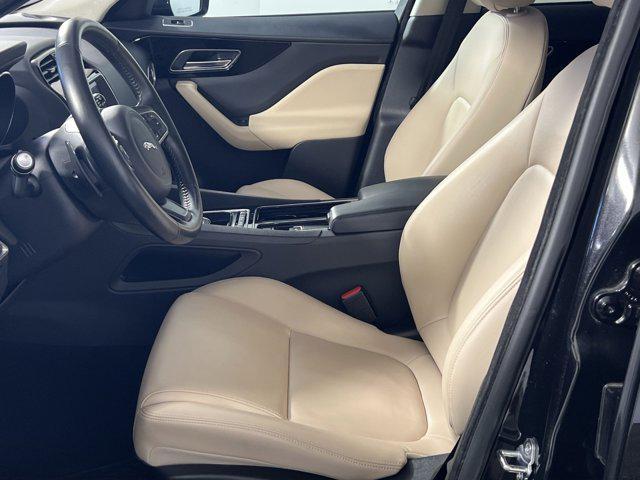 Photo of 2019 Black Jaguar F-PACE