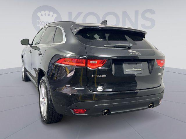 Photo of 2019 Black Jaguar F-PACE