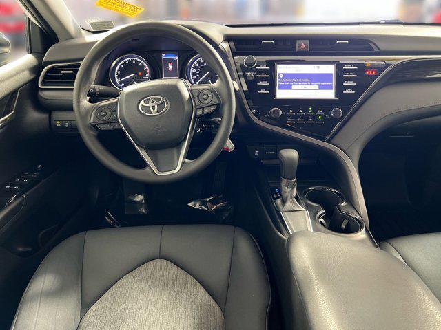 Photo of 2019 Super White Toyota Camry