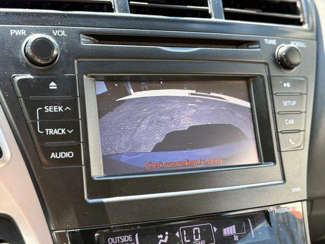 Photo of 2012 Blue Toyota Prius v