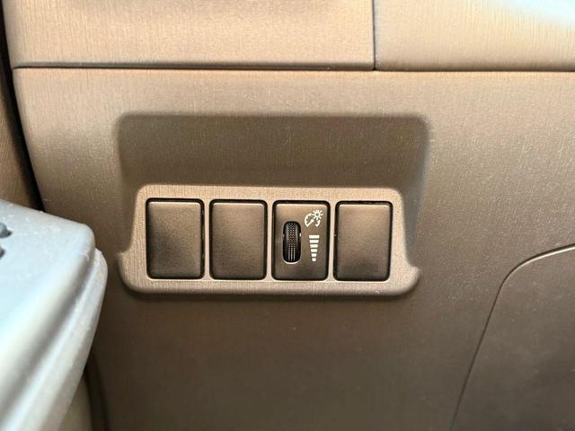 Photo of 2012 Blue Toyota Prius v