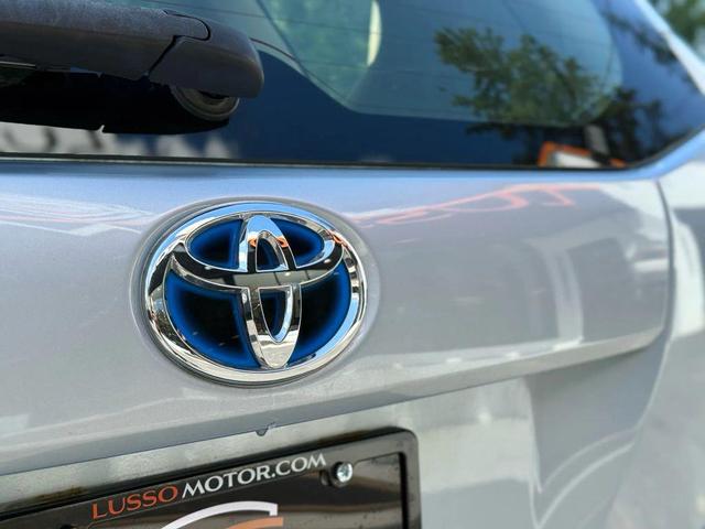 Photo of 2012 Blue Toyota Prius v