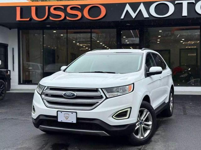 Photo of 2015 Oxford White Ford Edge