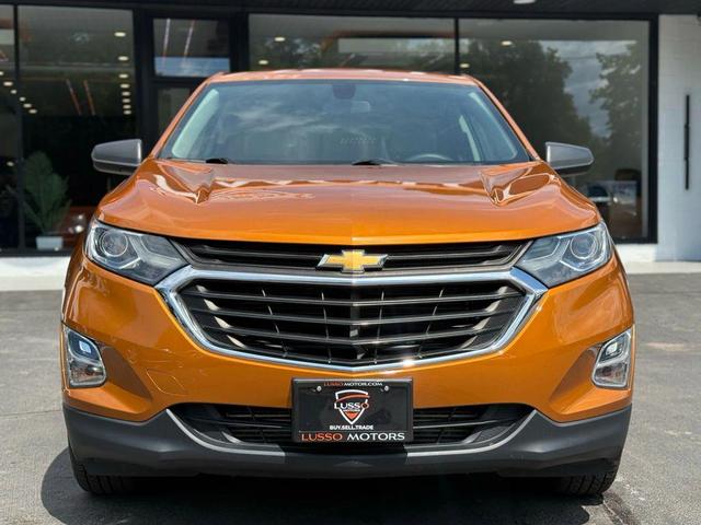 Photo of 2018 Gold Chevrolet Equinox