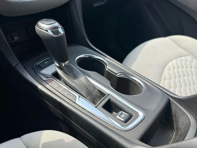 Photo of 2018 Gold Chevrolet Equinox