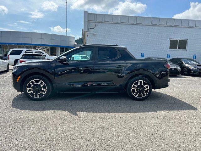 Photo of 2025 Phantom Black Hyundai SANTA CRUZ