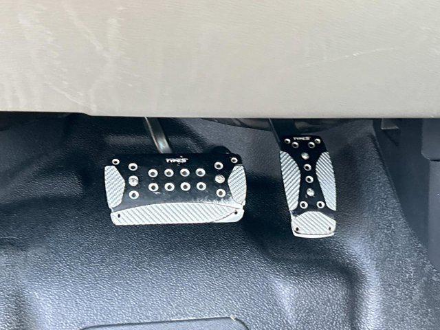 Photo of 2019 Oxford White Ford F-250